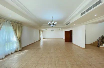 مجمع سكني - 3 غرف نوم - 2 حمامات للايجار في الجنبية - المحافظة الشمالية