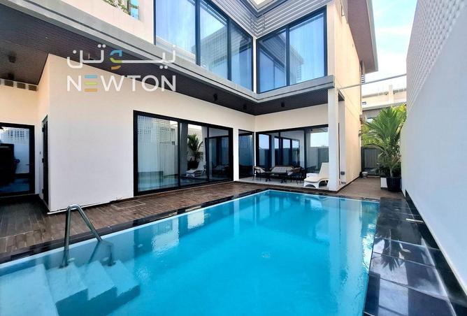 971082 - Property Image 2