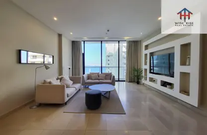 Duplex - 2 Bedrooms - 2 Bathrooms for rent in Al Juffair - Capital Governorate