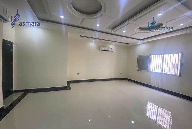 910384 - Property Main Image