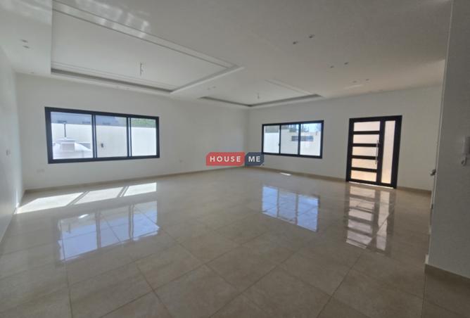 926226 - Property Image 3