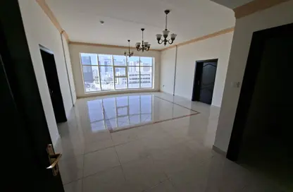 Office Space - Studio - 2 Bathrooms for rent in Exhibition Road - Hoora - Capital Governorate