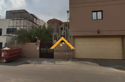 Villa - 4 Bedrooms - 3 Bathrooms for sale in Jurdab - Central Governorate