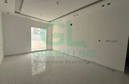 شقة - 5 غرف نوم - 6 حمامات للبيع في الحد - المحرق