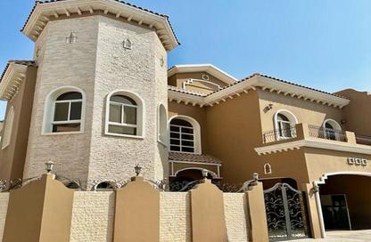 فيلا - 4 غرف نوم - 4 حمامات للبيع في الجنبية - المحافظة الشمالية