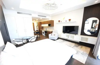 Room / Bedroom image for: Apartment - 1 Bathroom for rent in Al Juffair - Capital Governorate, Image 1