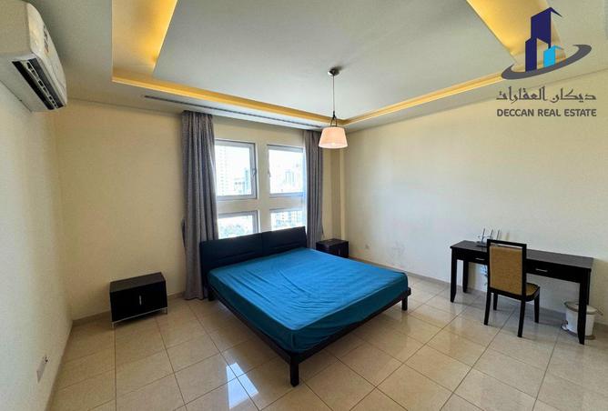 974121 - Property Image 2