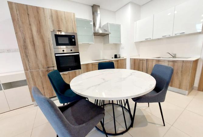 967836 - Property Image 2