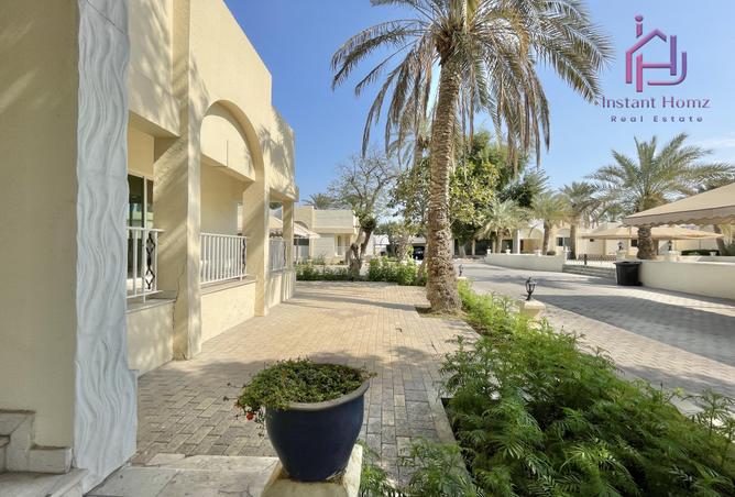 952079 - Property Image 2