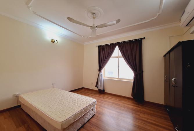 957656 - Property Image 3