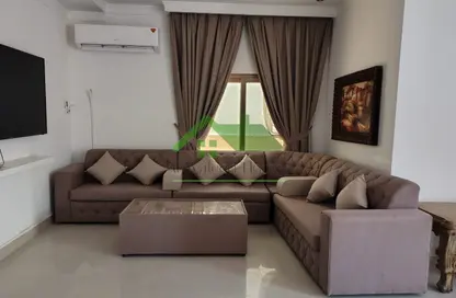 Villa - 3 Bedrooms - 4 Bathrooms for rent in Hidd - Muharraq Governorate