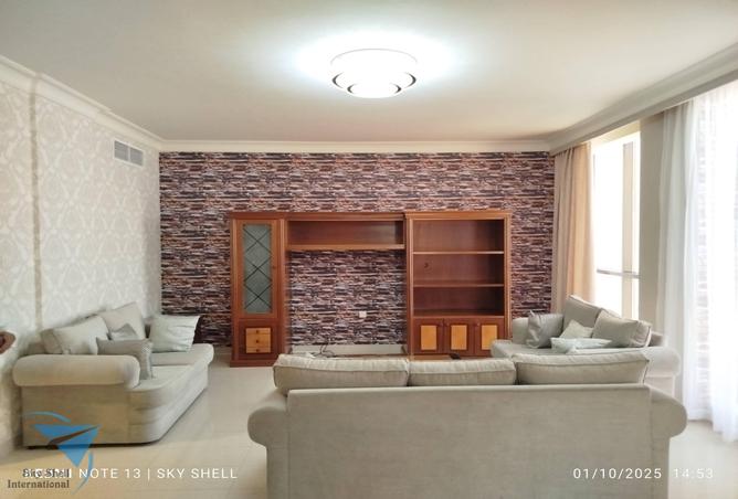 958833 - Property Image 3