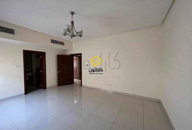 818179 - Property Image 3