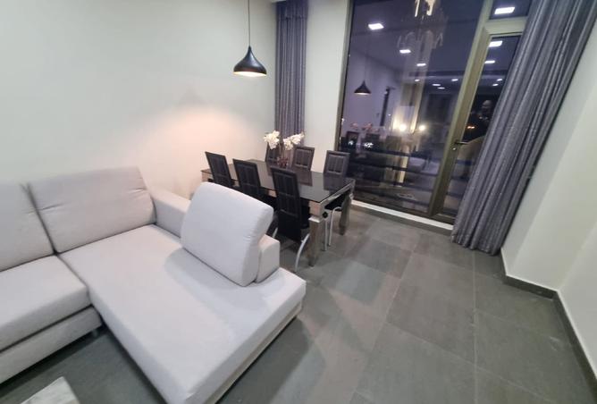 985314 - Property Image 2