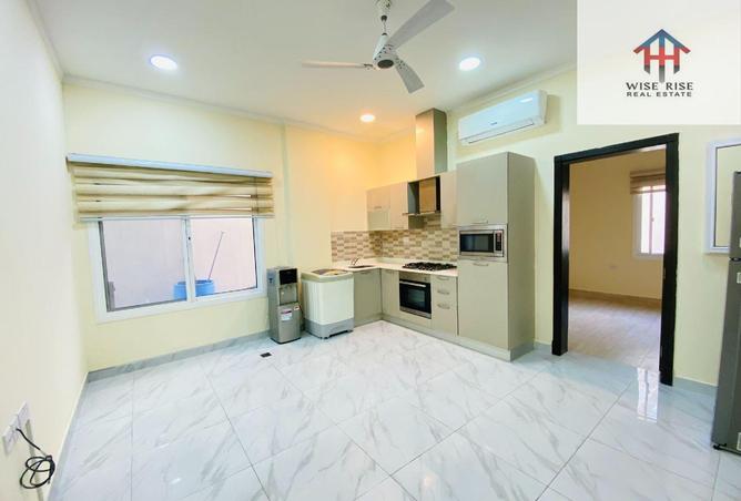 989144 - Property Image 2