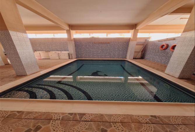 957654 - Property Image 2