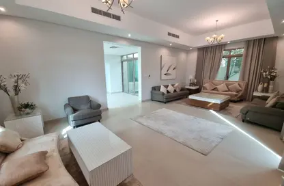 Villa - 4 Bedrooms - 5 Bathrooms for rent in Hamala - Northern Governorate