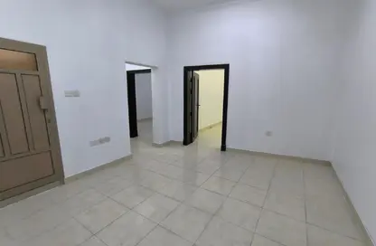 شقة - 2 غرف نوم - 2 حمامات للايجار في طشان - المحافظة الشمالية
