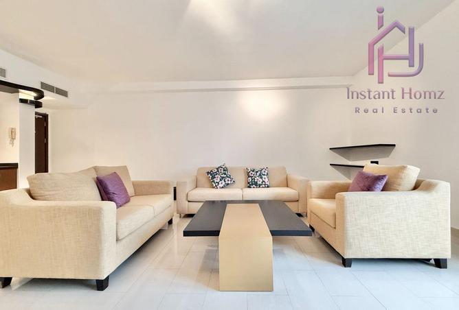 989300 - Property Image 2