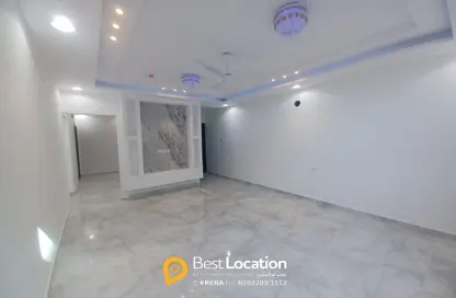 Apartment - 5 Bedrooms - 4 Bathrooms for sale in Al Bahair - Riffa - Southern Governorate