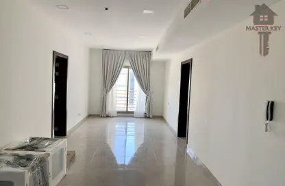 Empty Room image for: Apartment - 2 Bedrooms - 2 Bathrooms for rent in Al Burhama - Manama - Capital Governorate, Image 1