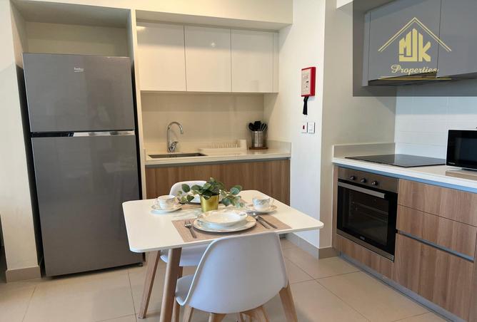 956093 - Property Image 3