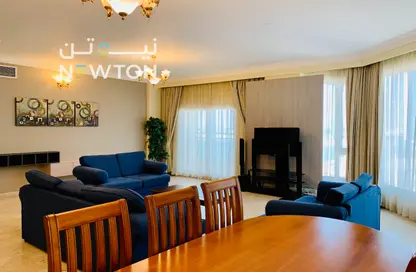 Apartment - 3 Bedrooms - 4 Bathrooms for rent in Al Juffair - Capital Governorate