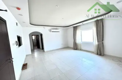Apartment - 2 Bedrooms - 2 Bathrooms for rent in Hidd - Muharraq Governorate