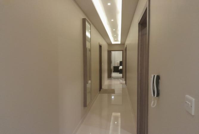 988833 - Property Image 2