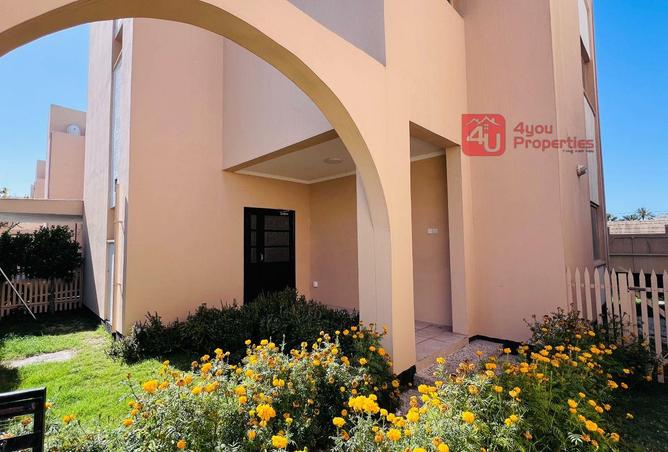 962387 - Property Image 2