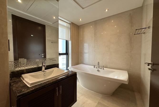 979437 - Property Image 3