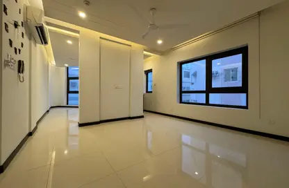 Apartment - Studio - 1 Bathroom for rent in Riffa Al Sharqi - Riffa - Southern Governorate