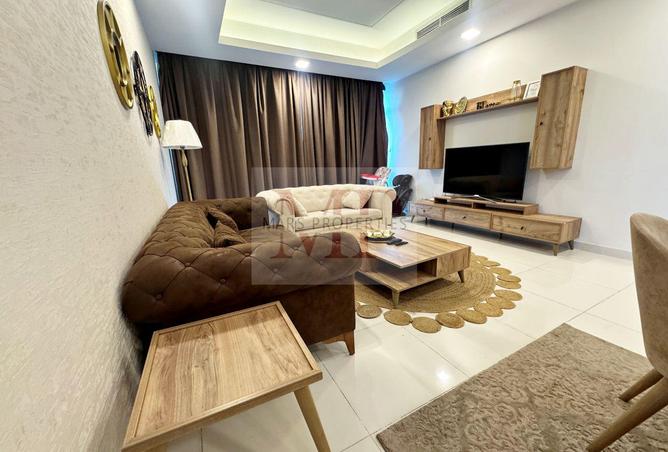 964372 - Property Image 2