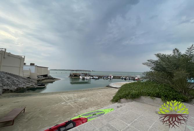 976221 - Property Image 2