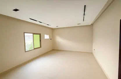 شقة - 2 غرف نوم - 2 حمامات للايجار في سند - المحافظة الوسطى