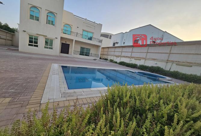 983310 - Property Main Image