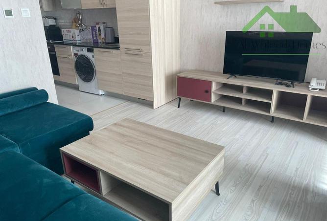 985017 - Property Image 2