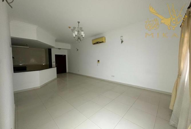 954862 - Property Main Image