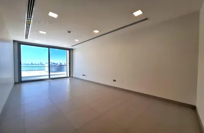 Apartment - 2 Bedrooms - 2 Bathrooms for rent in Hidd - Muharraq Governorate