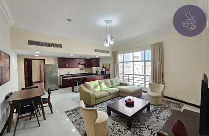Apartment - 2 Bedrooms - 2 Bathrooms for rent in Seef - Capital Governorate