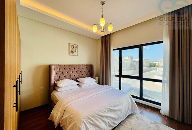 951868 - Property Image 3