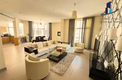 شقة - 2 غرف نوم - 3 حمامات للايجار في السيف - محافظة العاصمة شقة - 2 غرف نوم - 3 حمامات للايجار في السيف - محافظة العاصمة