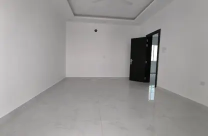 Apartment - 2 Bedrooms - 1 Bathroom for sale in Hidd - Muharraq Governorate