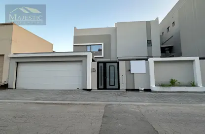 Villa - 4 Bedrooms - 5 Bathrooms for sale in Saar - Northern Governorate