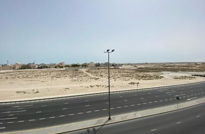 شقة - 3 غرف نوم - 2 حمامات للايجار في الجنبية - المحافظة الشمالية