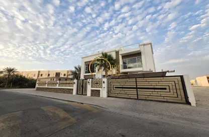 فيلا - 5 غرف نوم - 7 حمامات للبيع في اللاجون - أمواج - المحرق