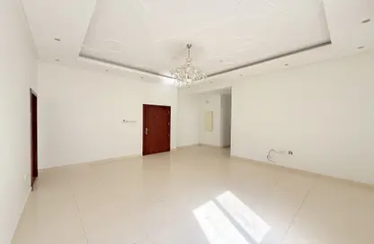Apartment - 3 Bedrooms - 3 Bathrooms for rent in Busaiteen - Muharraq Governorate Apartment - 3 Bedrooms - 3 Bathrooms for rent in Busaiteen - Muharraq Governorate
