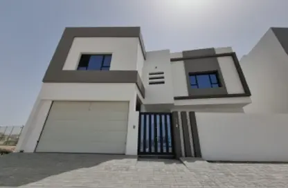 Villa - 3 Bedrooms - 5 Bathrooms for sale in Sanad - Central Governorate