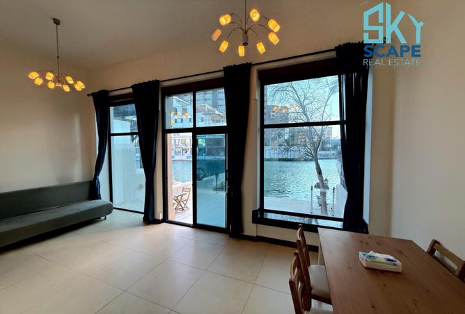 976207 - Property Image 2