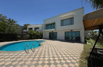 Villa - 5 Bedrooms - 6 Bathrooms for rent in Amwaj Islands - Muharraq Governorate
